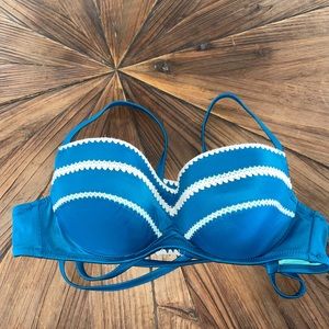 Bikini top from target in great condition. NWOT